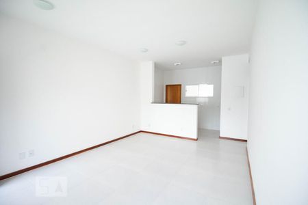 Sala de casa para alugar com 3 quartos, 100m² em Serra Grande, Niterói