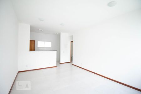 Sala de casa para alugar com 3 quartos, 100m² em Serra Grande, Niterói