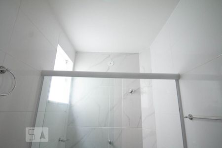 Banheiro de casa para alugar com 3 quartos, 100m² em Serra Grande, Niterói