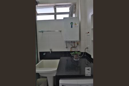 Apartamento à venda com 130m², 3 quartos e 1 vagaÁrea de Serviço