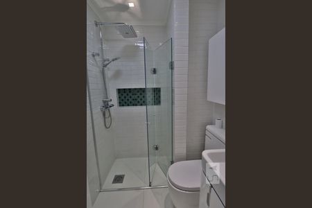 Apartamento à venda com 130m², 3 quartos e 1 vagaBnaheiro