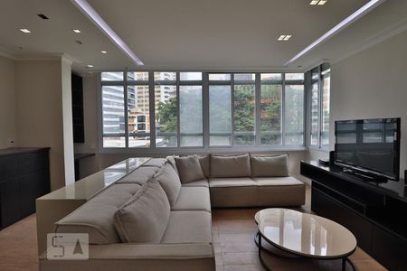 Apartamento à venda com 130m², 3 quartos e 1 vagaSala