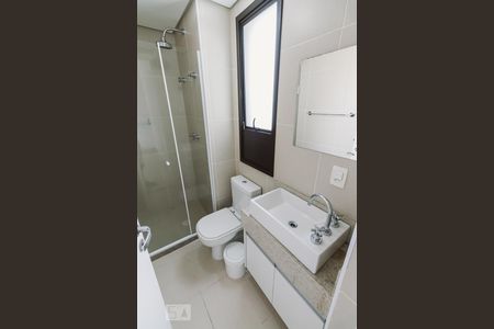 Banheiro de apartamento para alugar com 1 quarto, 48m² em Lapa, São Paulo