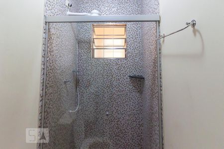 Banheiro de apartamento para alugar com 1 quarto, 31m² em Jardim das Vertentes, São Paulo