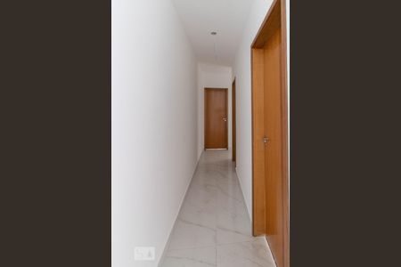 Corredor de apartamento à venda com 2 quartos, 50m² em Vila Leonor, São Paulo