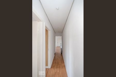 Apartamento à venda com 75m², 3 quartos e 1 vaga Apartamento à venda com 75m², 3 quartos e 1 vagaCorredor