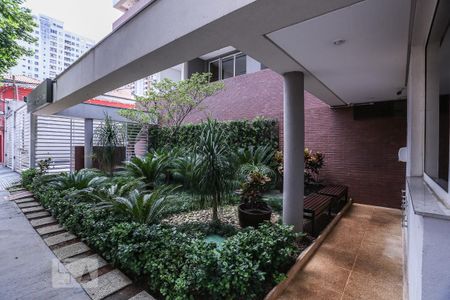 Apartamento para alugar com 118m², 2 quartos e 2 vagasFachada