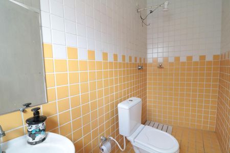 Casa à venda com 297m², 3 quartos e 2 vagasBanheiro de Serviço