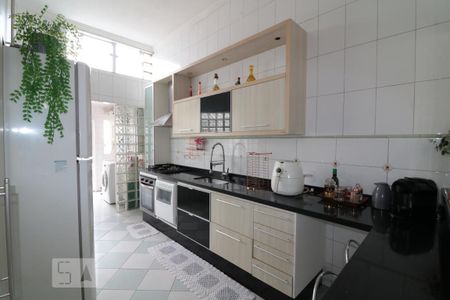 Casa à venda com 297m², 3 quartos e 2 vagasCozinha