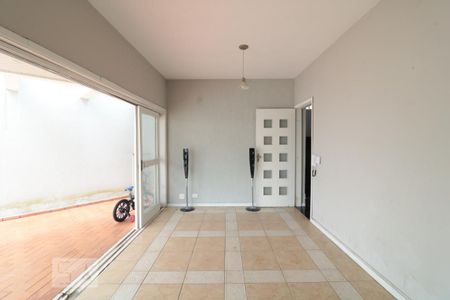 Casa à venda com 297m², 3 quartos e 2 vagasSalão de festa