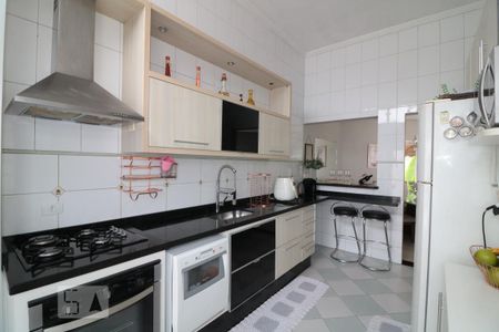 Casa à venda com 297m², 3 quartos e 2 vagasCozinha