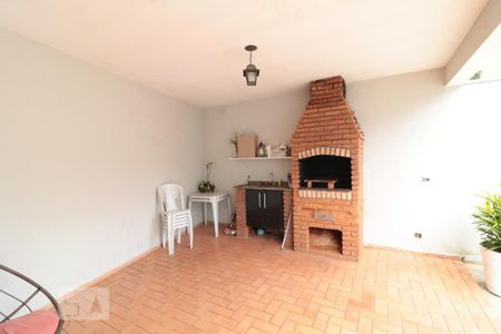 Casa à venda com 297m², 3 quartos e 2 vagasÁrea comum - Churrasqueira