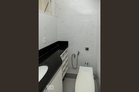 Apartamento à venda com 77m², 2 quartos e 1 vagaBanheiro