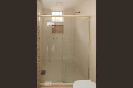 Apartamento à venda com 77m², 2 quartos e 1 vagaBanheiro Suíte