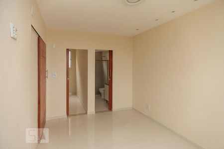 Apartamento à venda com 77m², 2 quartos e 1 vagaSuíte