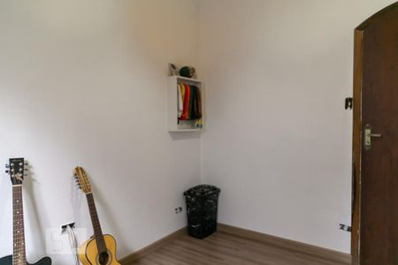 Casa à venda com 250m², 4 quartos e 2 vagas Casa à venda com 250m², 4 quartos e 2 vagasQuarto 2