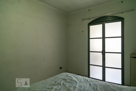 Casa à venda com 250m², 4 quartos e 2 vagas Casa à venda com 250m², 4 quartos e 2 vagasQuarto 4