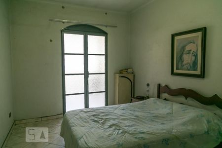 Casa à venda com 250m², 4 quartos e 2 vagas Casa à venda com 250m², 4 quartos e 2 vagasQuarto 4