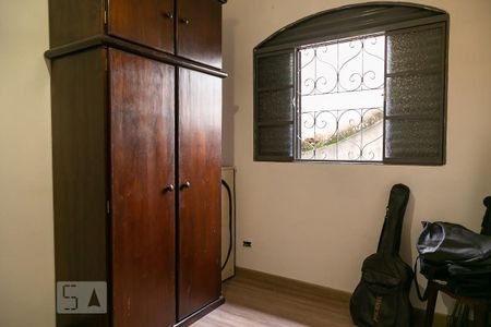 Casa à venda com 250m², 4 quartos e 2 vagas Casa à venda com 250m², 4 quartos e 2 vagasQuarto 2