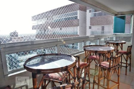 Apartamento para alugar com 103m², 2 quartos e 3 vagasVaranda da Sala