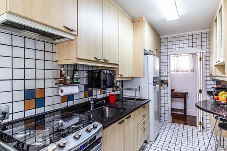 Apartamento para alugar com 102m², 3 quartos e 2 vagasCozinha
