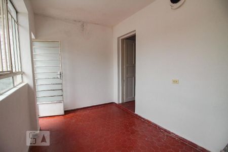 Casa à venda com 110m², 3 quartos e 1 vagaarea de serviço