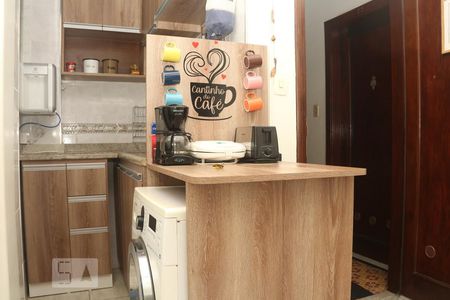 Cozinha de apartamento para alugar com 1 quarto, 35m² em Itararé, São Vicente