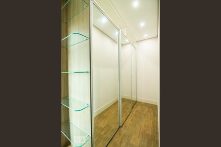 Casa à venda com 270m², 3 quartos e 4 vagasClosset Suíte 1