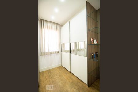 Casa à venda com 270m², 3 quartos e 4 vagasClosset Suíte 3