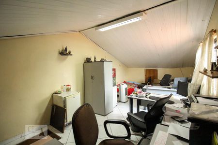 Casa à venda com 280m², 4 quartos e 5 vagasMezanino - Escritório