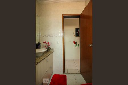 Casa à venda com 280m², 4 quartos e 5 vagasBanheiro Quarto 3 - Suíte