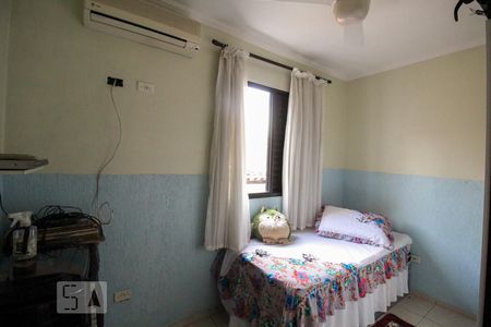 Quarto 2 de casa à venda com 4 quartos, 280m² em Vila Arcádia, São Paulo