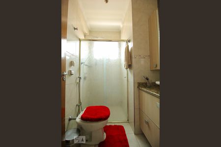 Casa à venda com 280m², 4 quartos e 5 vagasBanheiro Quarto 3 - Suíte