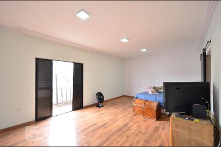 Casa à venda com 450m², 4 quartos e 6 vagasSuíte 4