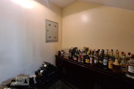 Despensa da Escada de casa para alugar com 3 quartos, 357m² em Vila Trujillo, Sorocaba