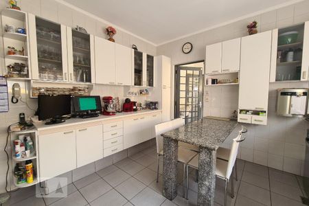 Casa para alugar com 357m², 3 quartos e 4 vagasCozinha