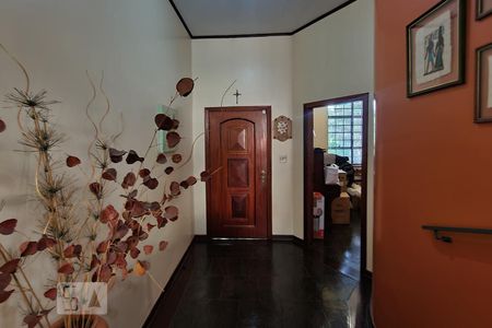 Hall de Entrada de casa para alugar com 3 quartos, 357m² em Vila Trujillo, Sorocaba