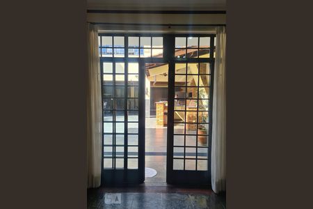 Detalhe Sala 1 de casa para alugar com 3 quartos, 357m² em Vila Trujillo, Sorocaba