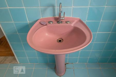 Apartamento à venda com 135m², 4 quartos e 1 vagaSuíte - Banheiro