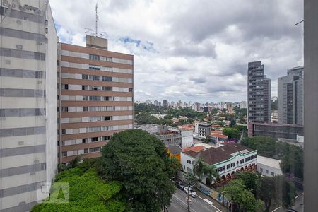 Sala - Vista de apartamento à venda com 4 quartos, 135m² em Sumaré, São Paulo