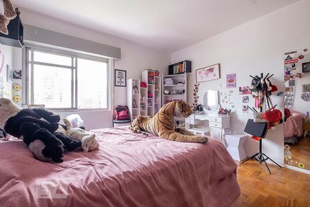 Apartamento à venda com 135m², 4 quartos e 1 vagaQuarto 2