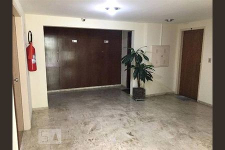 Hall de apartamento para alugar com 2 quartos, 72m² em Vila São Vicente, São Paulo