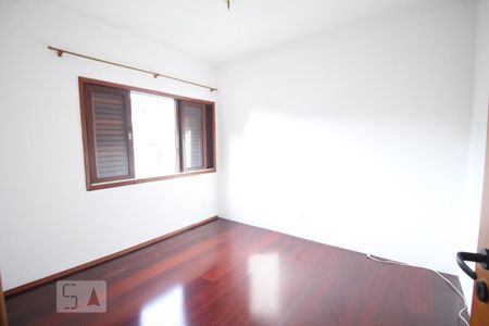 Quarto 1 de apartamento para alugar com 2 quartos, 72m² em Vila São Vicente, São Paulo
