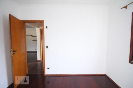 Quarto 1 de apartamento para alugar com 2 quartos, 72m² em Vila São Vicente, São Paulo