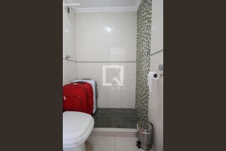 Apartamento à venda com 100m², 3 quartos e sem vaga Apartamento à venda com 100m², 3 quartos e sem vagaBanheiro de serviço