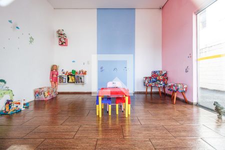 Apartamento à venda com 100m², 3 quartos e sem vaga Apartamento à venda com 100m², 3 quartos e sem vagaBrinquedoteca