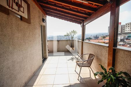 Apartamento à venda com 100m², 3 quartos e sem vaga Apartamento à venda com 100m², 3 quartos e sem vagaChurrasqueira