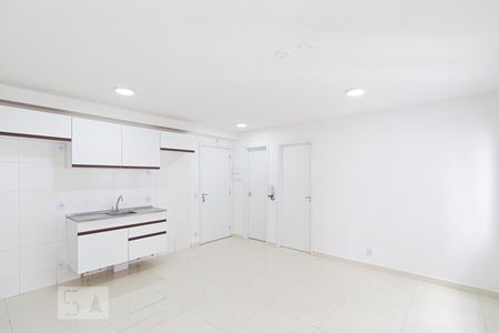 Sala de apartamento para alugar com 1 quarto, 35m² em Presidente Altino, Osasco