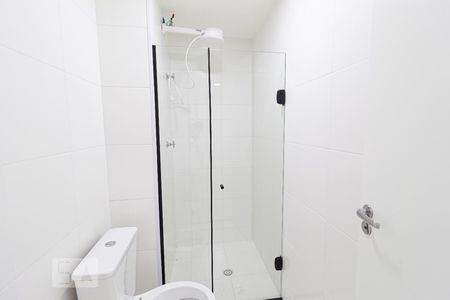 Banheiro  de apartamento para alugar com 1 quarto, 35m² em Presidente Altino, Osasco