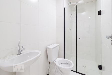 Banheiro  de apartamento para alugar com 1 quarto, 35m² em Presidente Altino, Osasco